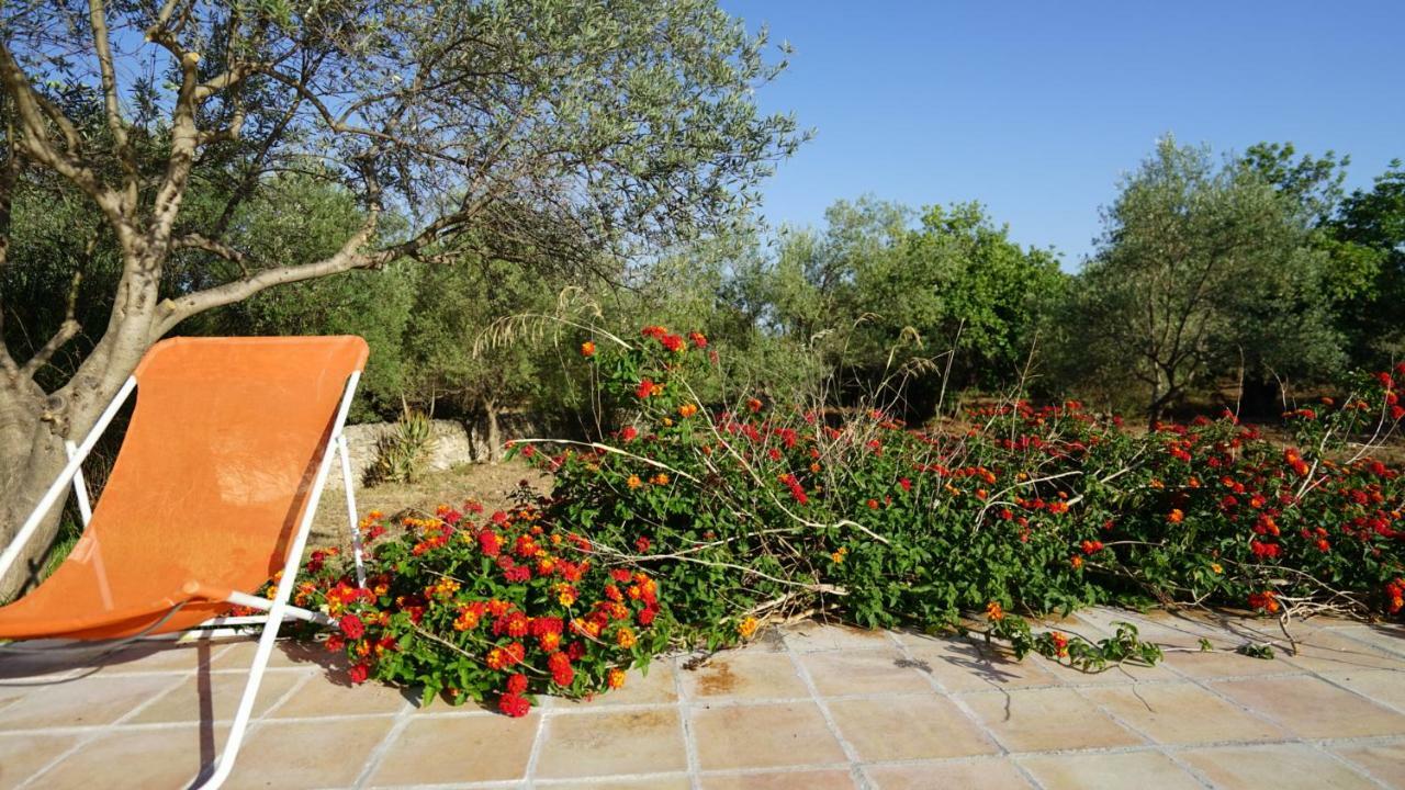 Villa Agriturismo Gaia Noto Exterior foto
